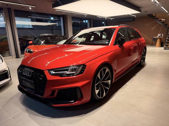 AUDI RS4 2.9 V6 FSI GASOLINA AVANT QUATTRO TIPTRONIC AUDI RS4 2.9 V6 FSI GASOLINA AVANT QUATTRO TIPTRONIC